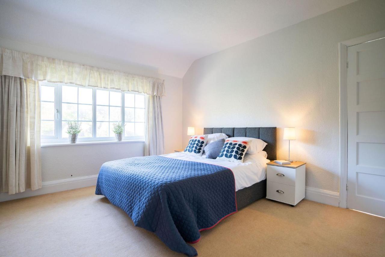 Beautiful Detached Home In Quaint Village Setting Wetherby Exteriör bild